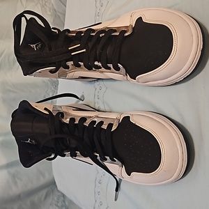 Mens sneakers